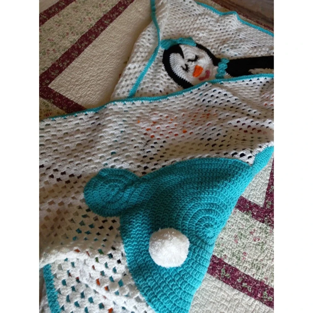 Handmade‎ Crochet Baby Blanket Penguin Bunny Reversible White Teal Granny Square